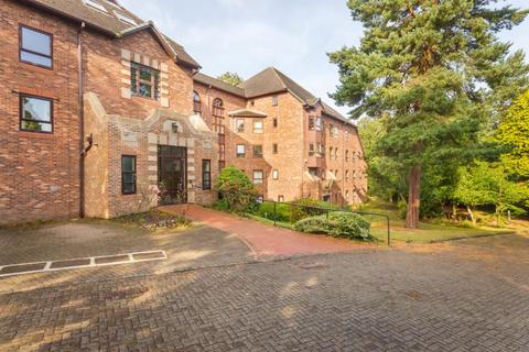2 bedroom apartment for sale, Bamburgh Court, Cloister Garth, South Gosforth, Newcastle Upon Tyne