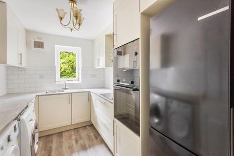 2 bedroom apartment for sale, Bamburgh Court, Cloister Garth, South Gosforth, Newcastle Upon Tyne