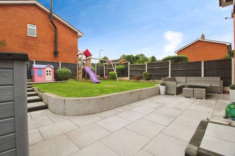 4 bedroom detached house for sale, Foxglove Close, Pelsall, WS3 5BP