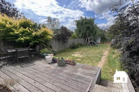 3 bedroom semi-detached house for sale, Meadvale Road, Knighton, LE2