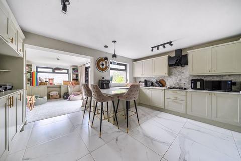 3 bedroom semi-detached house for sale, North Down, Staplehurst