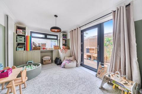 3 bedroom semi-detached house for sale, North Down, Staplehurst