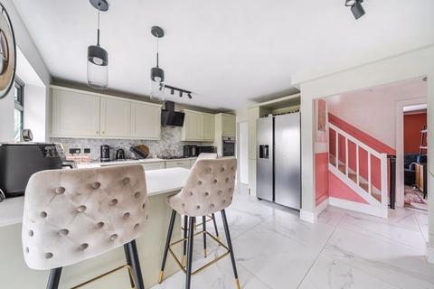 3 bedroom semi-detached house for sale, North Down, Staplehurst