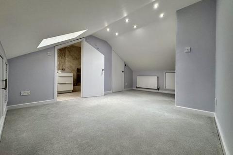 7 The Woodlands, Stanmore, HA7 3DU