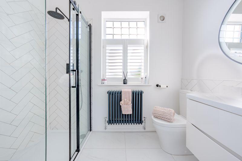 Shower en-suite