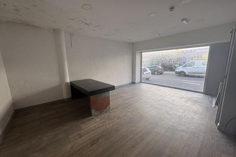 Property to rent, SHOP TO LET