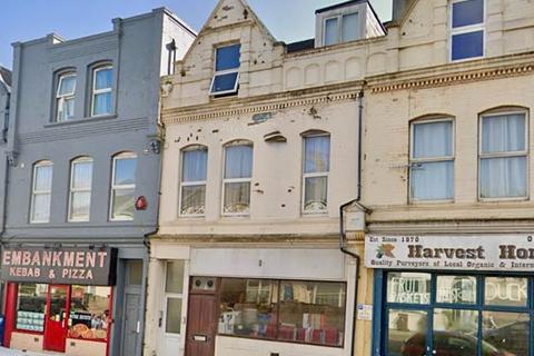 undefined, Embankment Road, Plymouth. Stylish 2-Bedroom Top Floor Flat in Central Plymouth walking distance to City Center.