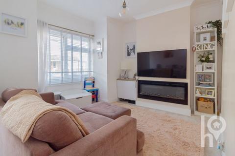 2 bedroom end of terrace house for sale, North Road, Queenborough ME11