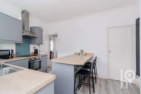 2 bedroom end of terrace house for sale, North Road, Queenborough ME11