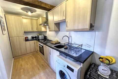 undefined, Vernon Place, Queensbury, BD13 2DN
