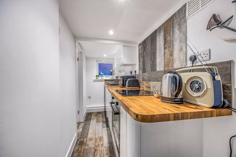 1 bedroom apartment to rent, Bruce Road, Southsea