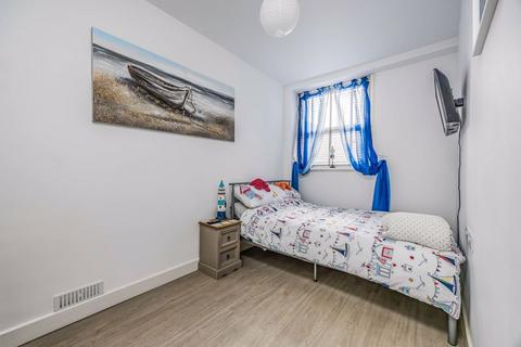 1 bedroom apartment to rent, Bruce Road, Southsea