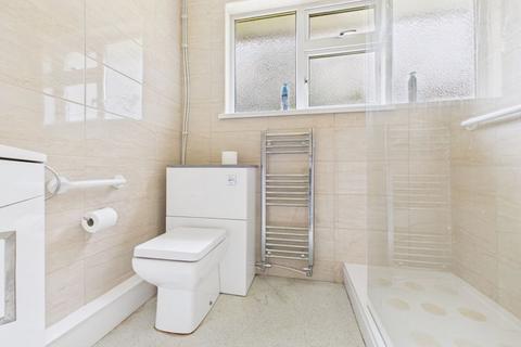 2 bedroom bungalow for sale, Merritts Hill, Illogan - Non-estate, chain free sale