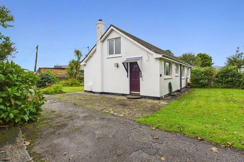 2 bedroom bungalow for sale, Merritts Hill, Illogan - Non-estate, chain free sale