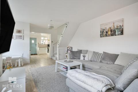 2 bedroom semi-detached house for sale, Wentworth Drive, Broadstone, BH18 8
