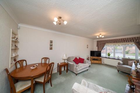 undefined, Wombourne Road, Dudley DY3