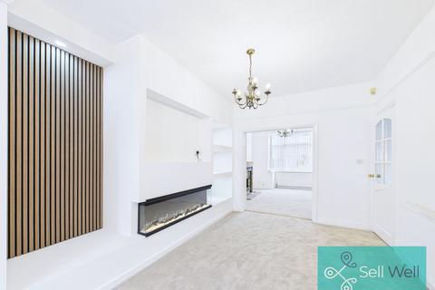 4 bedroom semi-detached house for sale, Normanby Road, Manchester M28