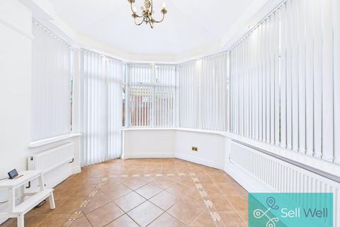 4 bedroom semi-detached house for sale, Normanby Road, Manchester M28