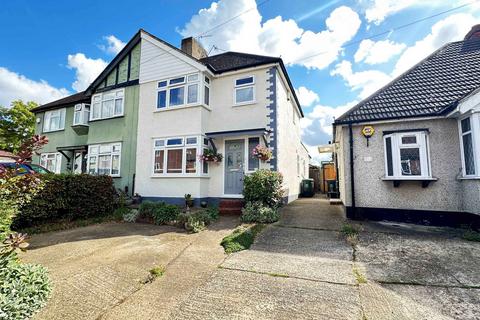 3 bedroom semi-detached house for sale, Chastilian Road, Dartford DA1