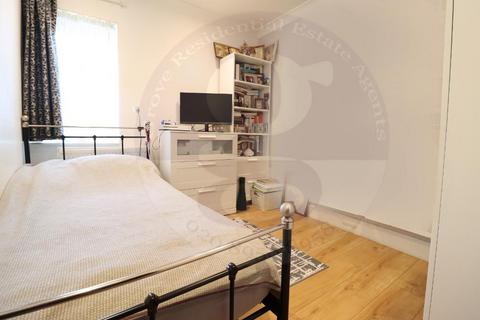 49 Leeming Road, Borehamwood, WD6 4EB