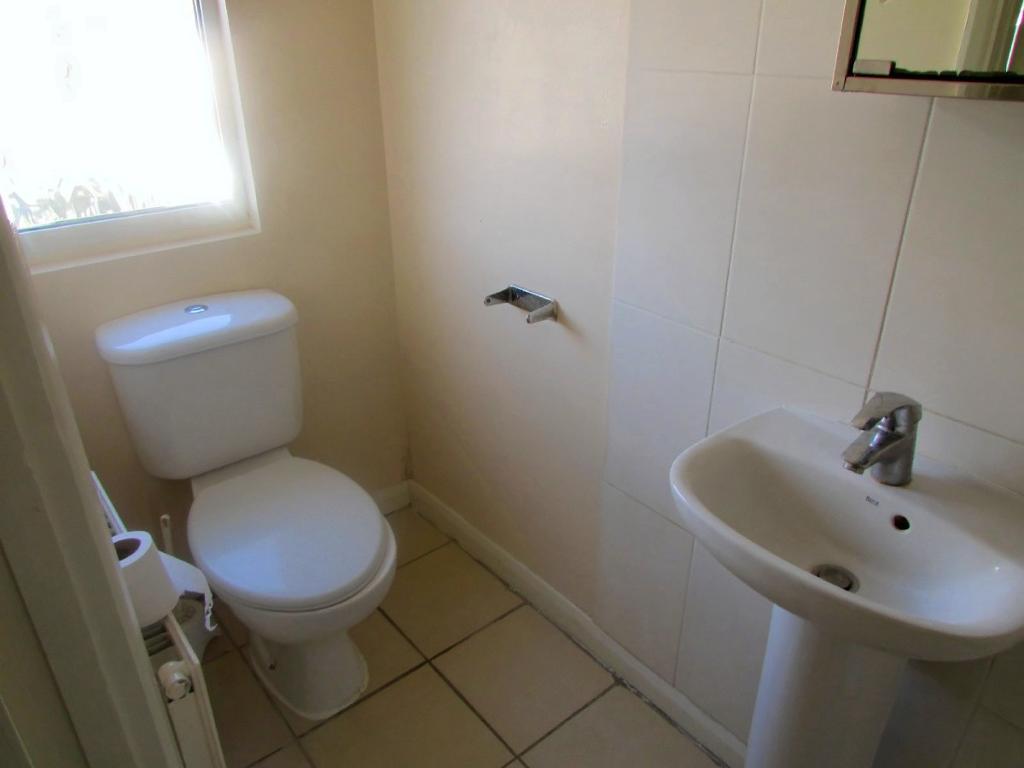 Shower &amp; WC