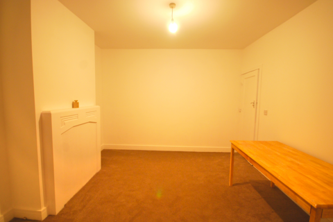 undefined, 21 GRAND AVENUE