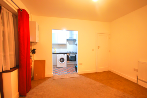 undefined, 21 GRAND AVENUE