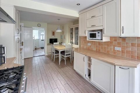 undefined, South Croydon CR2