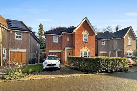 undefined, Hurnford Close, Sanderstead, Surrey, CR2 0AN