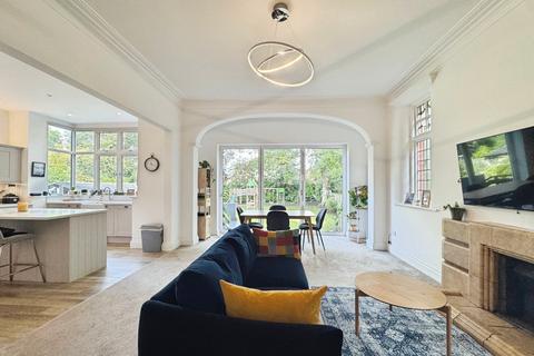 undefined, Old Broadway, Didsbury, Manchester, M20