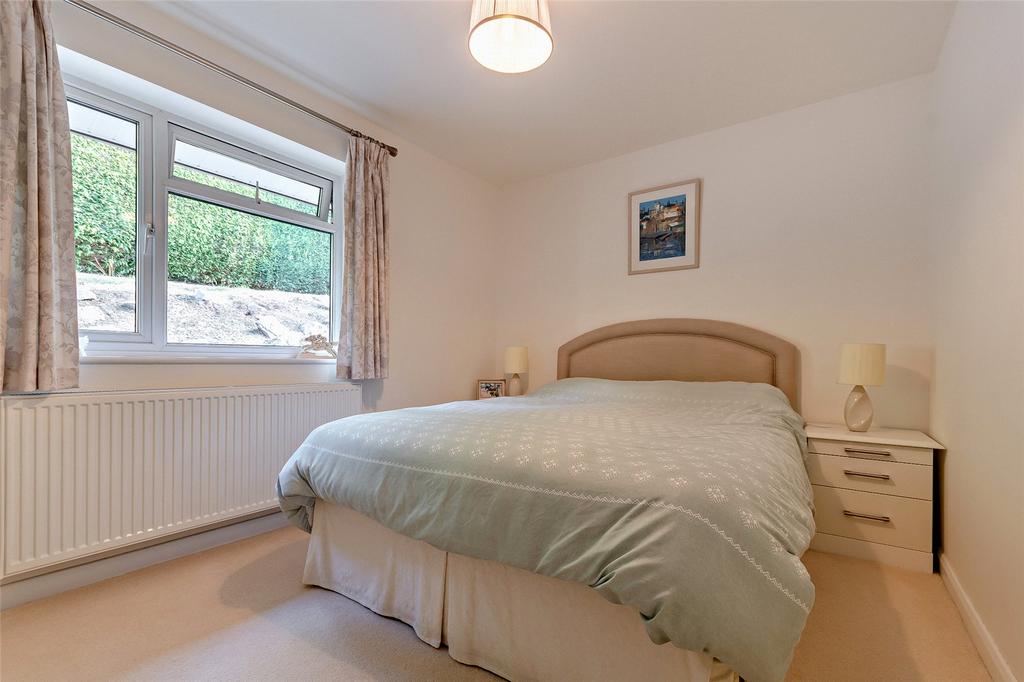 4 Bedrooms