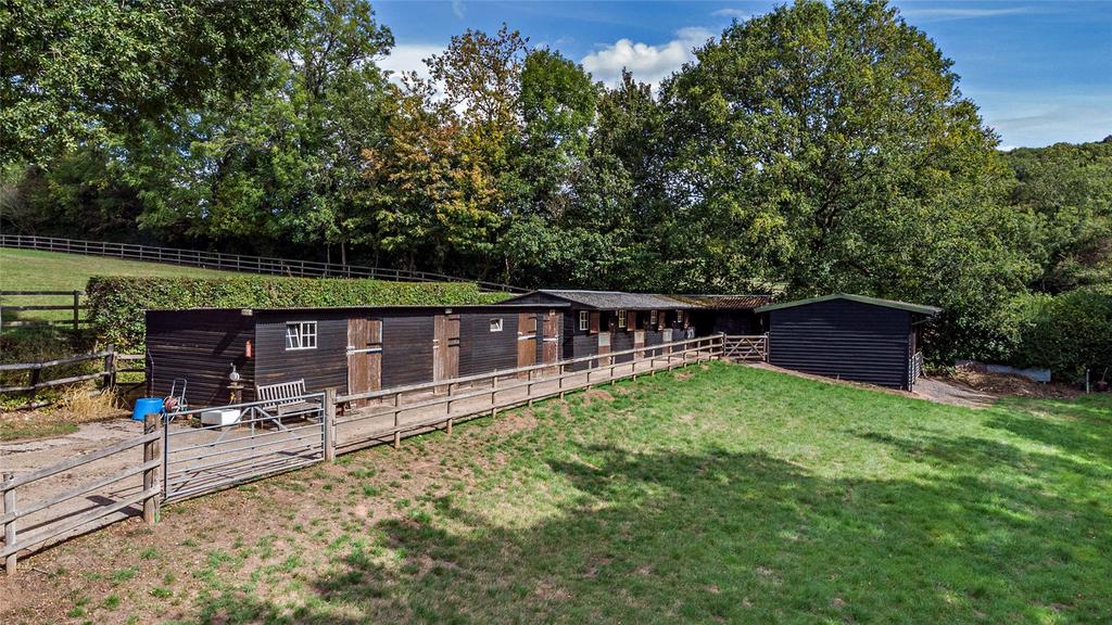 Stables storage