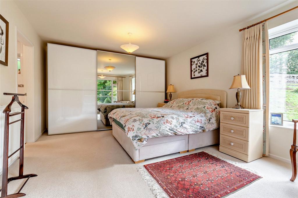 Large Main Bedroom