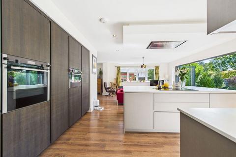 4 bedroom detached house for sale, The Plantation, Worthing BN13