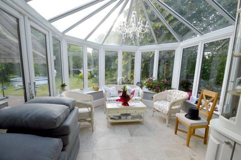 6 bedroom detached house to rent, Cheyne Walk, Croydon, CR0