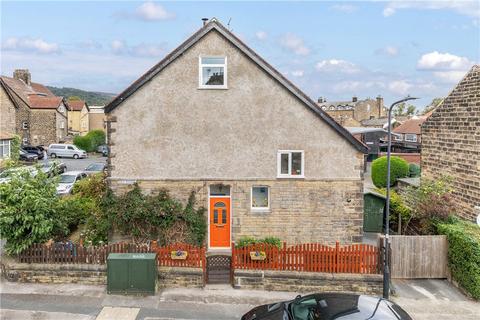 3 bedroom end of terrace house for sale, Nile Road, Ilkley, West Yorkshire, LS29
