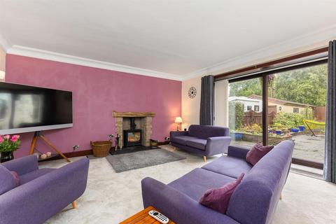 Cardan Cottage, 60 Bridge Street, Fauldhouse, Bathgate, EH47 9AY