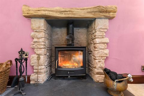Cardan Cottage, 60 Bridge Street, Fauldhouse, Bathgate, EH47 9AY