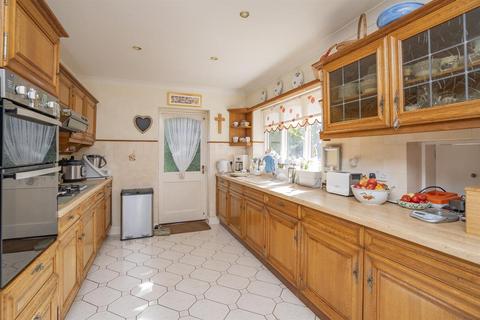 undefined, The Oaks, 1 Westlyn Close, Malvern, Worcestershire