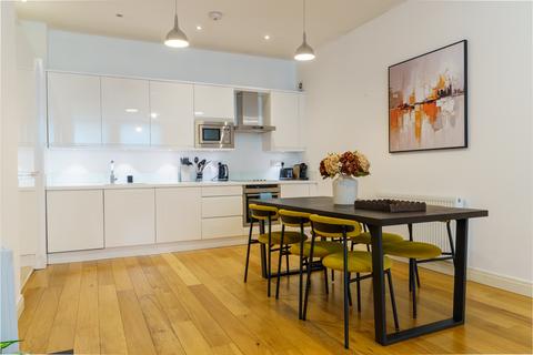 2 bedroom apartment to rent, Albany Street, London NW1