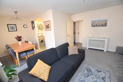3 bedroom apartment for sale, Stretford Road, Hulme, Manchester, M15