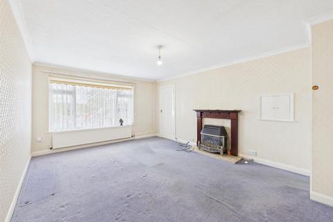 2 bedroom semi-detached bungalow for sale, Scarborough Road, Bridlington
