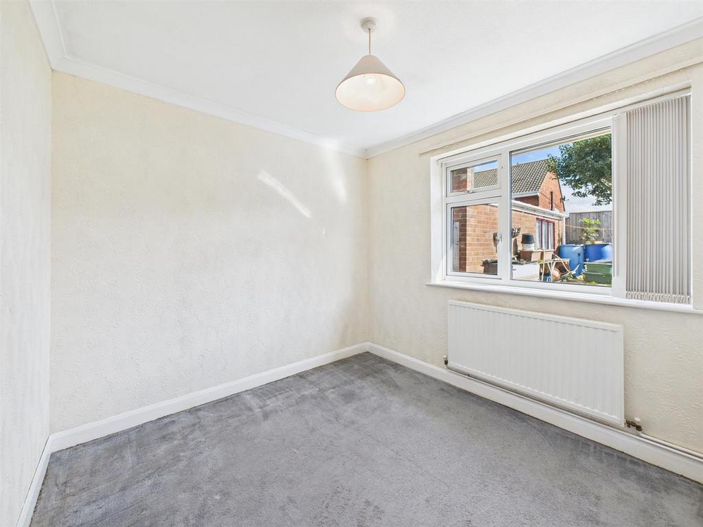 Bedroom:
