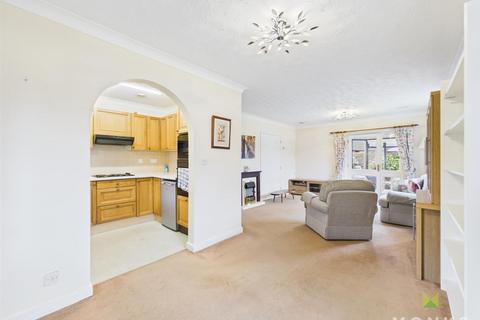 2 bedroom semi-detached bungalow for sale, Twmpath Lane, Gobowen, Oswestry