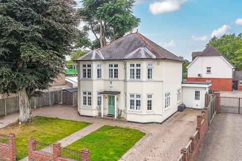 5 bedroom detached house for sale, Gravel Road,  Farnborough , GU14