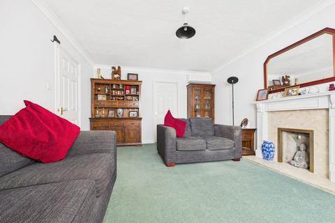 5 bedroom detached house for sale, Stephenson Close, Yaxley, PE7