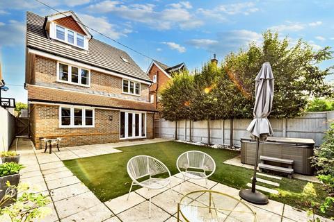 undefined, New Road, ASCOT