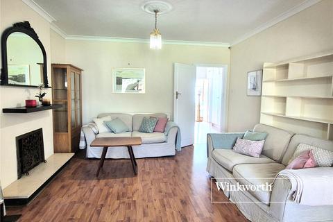 2 bedroom bungalow for sale, Woodfall Avenue, High Barnet, EN5