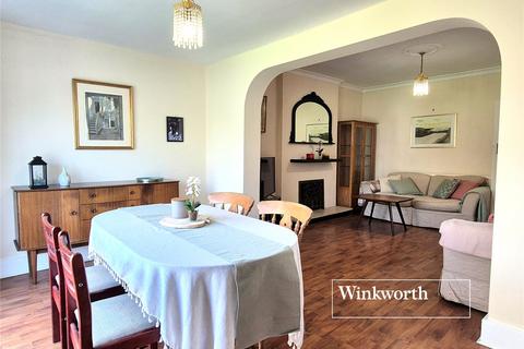 2 bedroom bungalow for sale, Woodfall Avenue, High Barnet, EN5