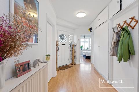 2 bedroom bungalow for sale, Woodfall Avenue, High Barnet, EN5